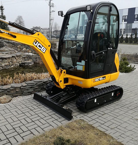 Возможности небольшого гусеничного экскаватора в Сыктывкаре